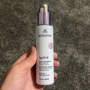 Arbonne AgeWell Silky Cleanser